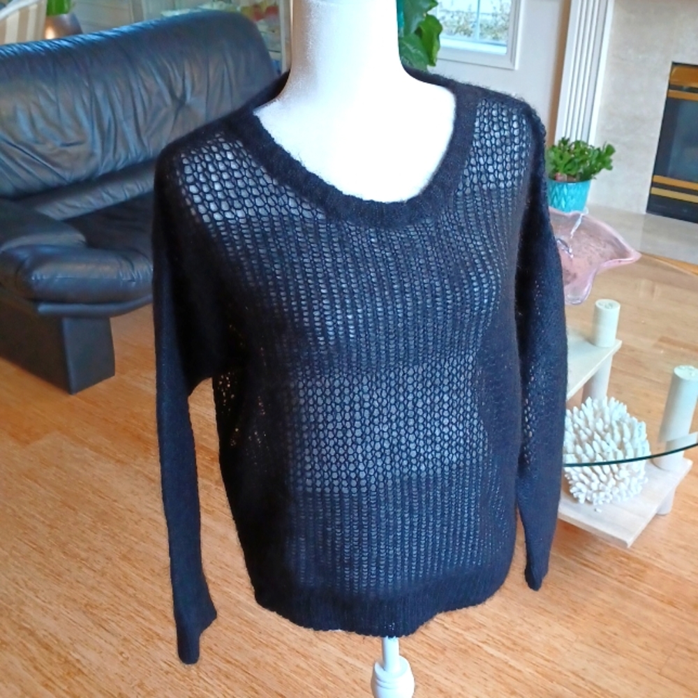 360 Black Loose Handknit Mohair Sweater Size Medium